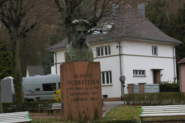Buste Albert Schweitzer Kaysersberg
Mots-clés: Kaysersberg
