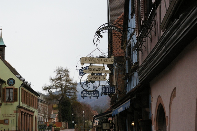 Hassenforder Kaysersberg enseigne
Mots-clés: Kaysersberg