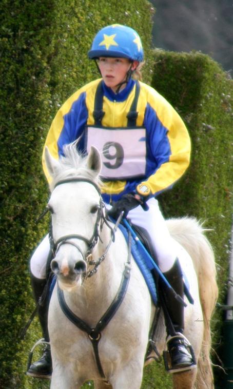 Cavalier Arnac Pompadour
Arnac-Pompadour  ces environs
