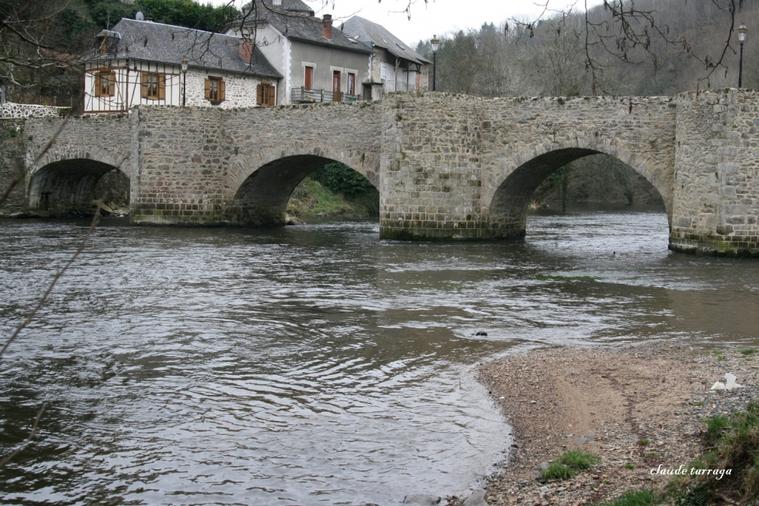 Pont de Vigeois Arnac Pompadour
Pont de Vigeois
