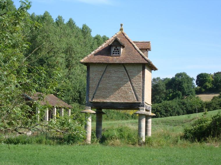 Les pigeonniers du Tarn
ils sont 1700 tous différents dans le Tarn!
