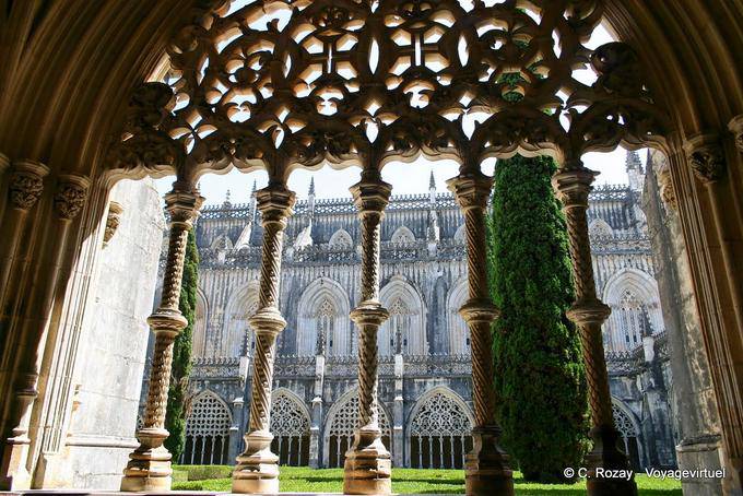 Cloître João I, une vue depuis l'intérieur, Batalha - Portugal