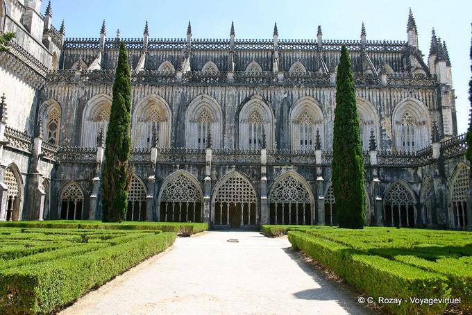 Le Jardin central du Monastère Santa Maria da Vitoria, Batalha - Portugal