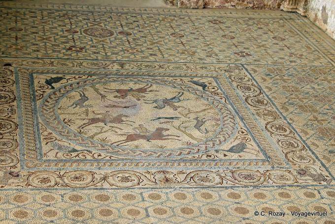 Scène de chasse avec des cavaliers, Conimbriga cité romaine des mosaïques - Portugal