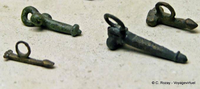 Phallus miniatures, Conimbriga - Portugal