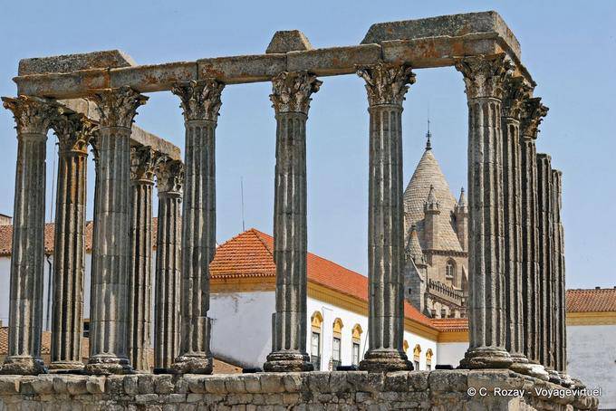 Temple romain ou temple de Diane, Évora - Portugal