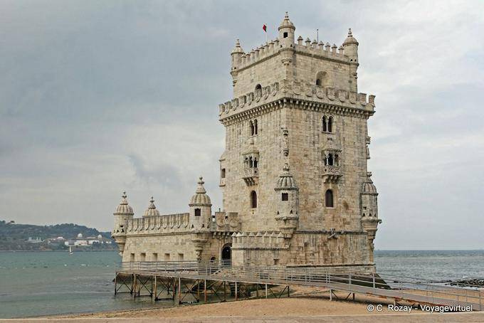 La tour de Belém vue depuis le nord-est, Lisbonne - Portugal