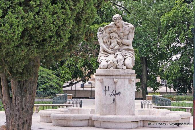 Statue dans le Jardim da Estrela, Lisbonne - Portugal