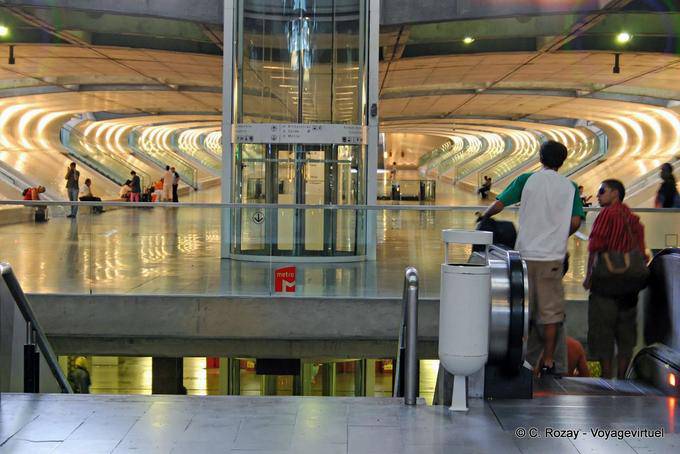 La station de métro Nações, Lisbonne - Portugal