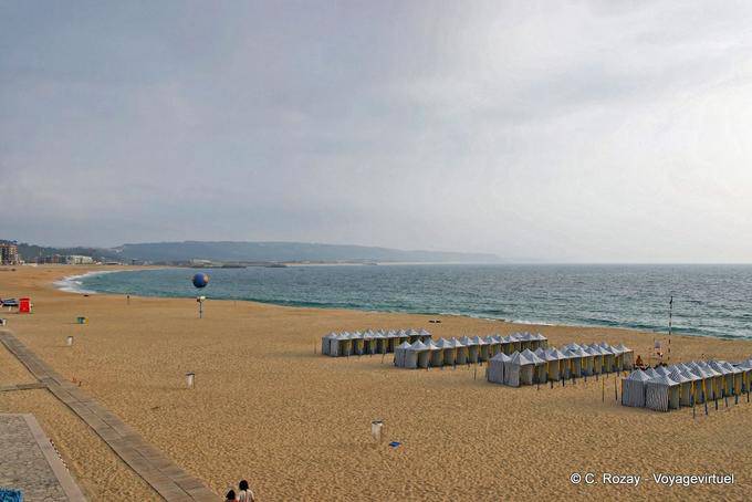 Panorama sur l'arc de la plage, Nazaré - Portugal