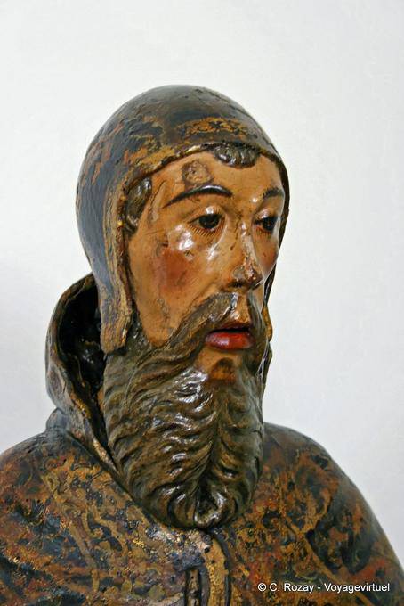 Tête polychrome, musée d'art sacré, Porto - Portugal