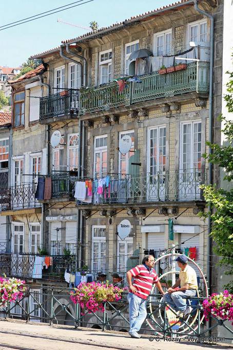 Rua da Alfândega, Porto - Portugal