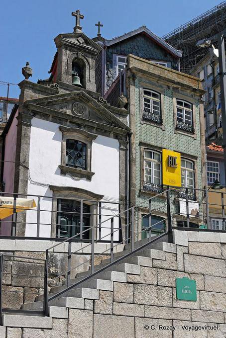 Porto, escalier, chapelle et faïence murale, quai de Ribeira - Portugal