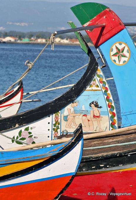 Histoire d'amour peinte sur la proue du moliceiro, Torreira - Portugal