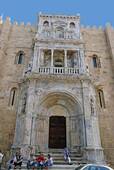 Porte spécieuse, œuvre de João de Ruão, Vieille Cathédrale, Coimbra, Portugal.