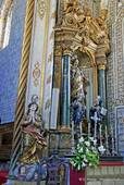 Vierges dans la Chapelle de l'Université de Coimbra, Portugal.