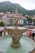 Une fontaine sur la place de la République, Sintra, Portugal.