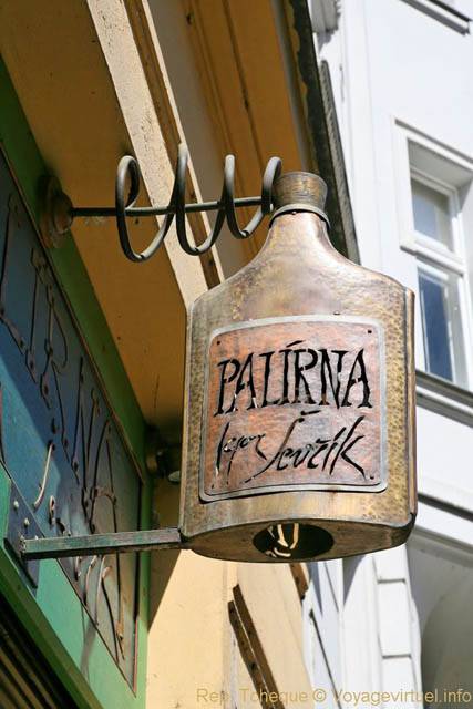 L'enseigne du Palirna, Hastalska - Prague, République Tchèque
