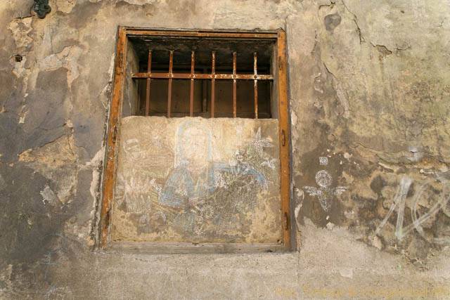 Hastalske Namesti, tag et délabrement - Prague, République Tchèque