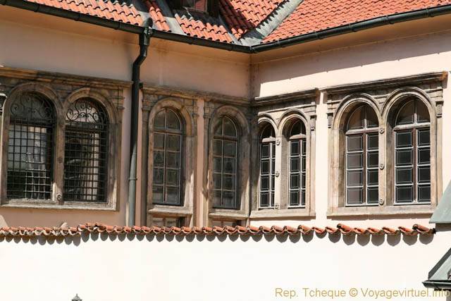 Les fenêtres de la Synagogue Klaus - Prague, République Tchèque