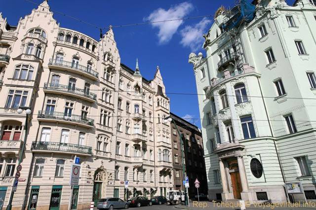 Masarykovo Nabrezy, le Goethe Institut à l'angle de Na Struze - Prague, République Tchèque