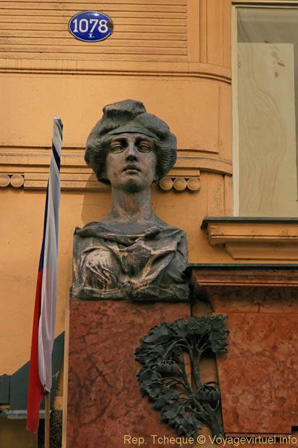 Buste sur la Maison municipale (Obecní dům) - Prague, République Tchèque