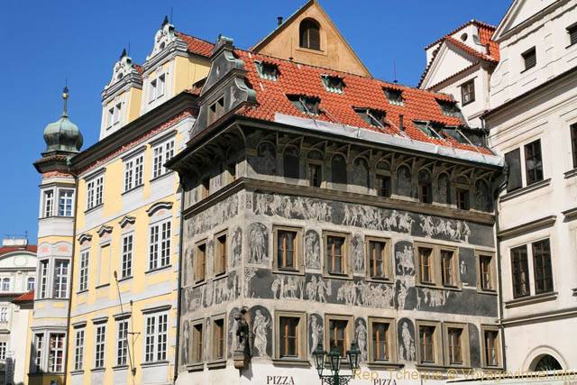 Vieille ville, vue globale de la Maison à la Minute (Dům U Minuty), Malé námestí - Prague, République Tchèque