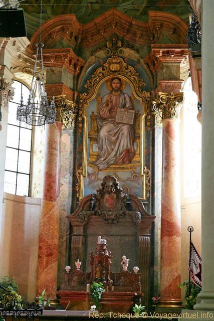 Place de la Vieille-Ville, une chapelle de l'Église Saint-Nicolas - Prague, République Tchèque