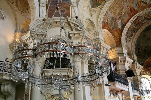Lustre en argent, Église Saint-Nicolas (Kostel sv. Mikuláše), Vieille ville (Staroměstské náměstí) - Prague, République Tchèque