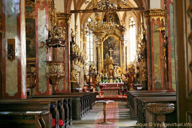 Senovazne Namesti, la nef de l'église près de Jindrisska - Prague, République Tchèque