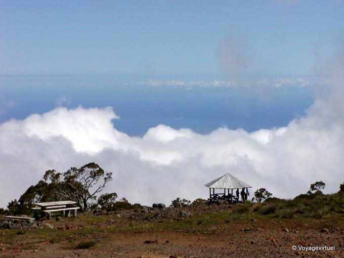 Au dessus des nuages, point de vue du Maïdo - La Réunion