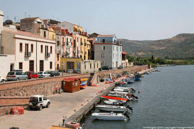Bosa, Lungo Temo Giacomo Matteotti - Sardaigne
