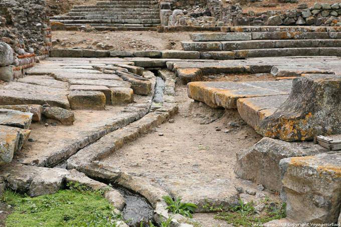 Fordongianus, Terme Romane, canalisations ouvertes - Sardaigne