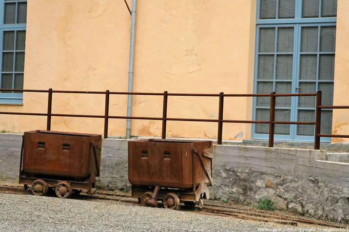 Ingurtosu, Naracauli, vestiges de mine, les wagonnets de voie étroite - Sardaigne