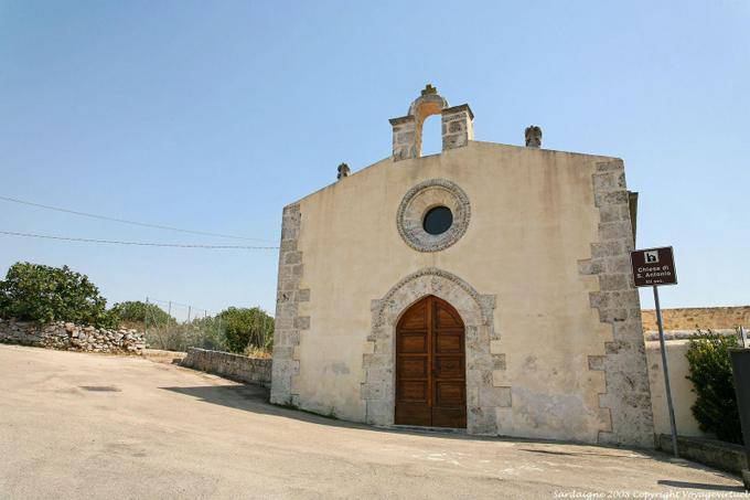 Monteleone Rocca Doria, chiesa di San Antonio - Sardaigne