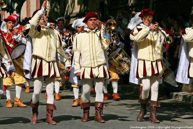Nuoro, Festa del Redentore, Tamburini e Trombettieri Oristano, trompettistes - Sardaigne