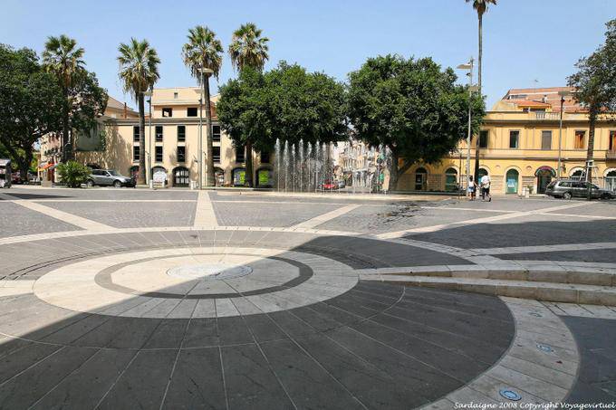 Oristano, piazza Roma - Sardaigne