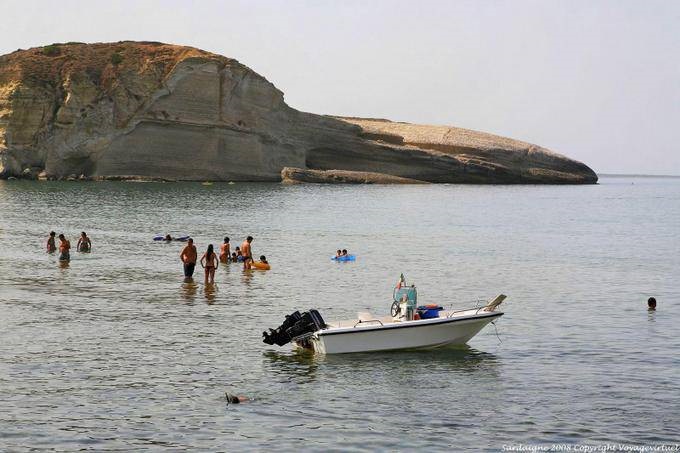 Santa Caterina di Pittinuri, autre vue sur l'éperon rocheux - Sardaigne