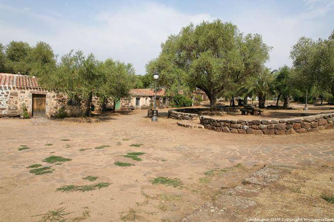 Santa Cristina, Muristenes, les huttes pour pèlerins - Sardaigne