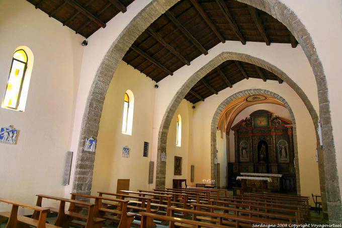 Vue intérieure de l'Oratorio del Rosario, Piazza San Pietro, Tempio Pausania - Sardaigne