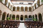 Alghero, le cloître de l'Église de Saint François d'Assise, Sardaigne.