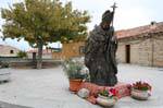 San Pantaleo, statue de Jean XXIII, Sardaigne.