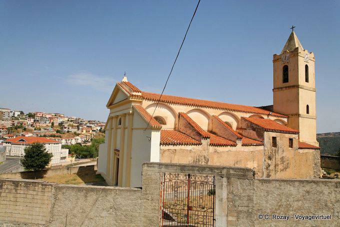 Orgosolo, l'église S. Pietro Apostolo - Sardaigne