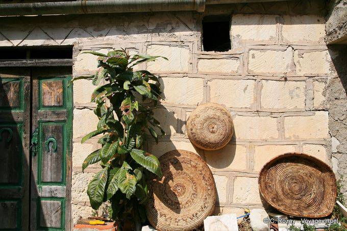 Tinnura, paniers tissés en fibre végétale d'asphodèle - Sardaigne