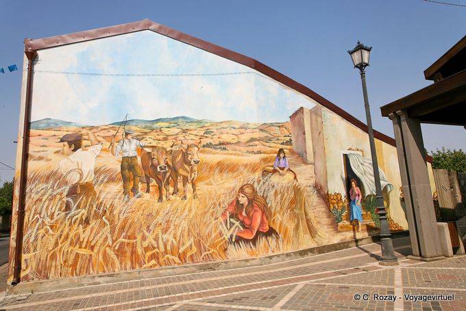 Tinnura, la récolte des blés, murales, Piazza del Municipio - Sardaigne