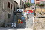 Orgosolo, les escaliers amusants, murales, Sardaigne.