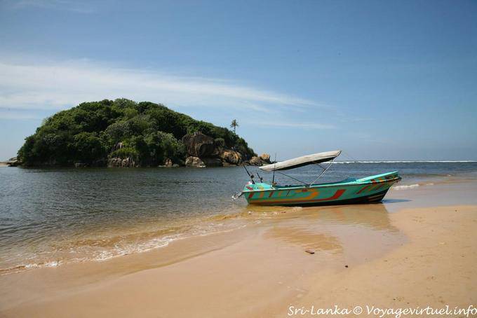 Ilot au temple, Beruwela - Ceylan Sri Lanka