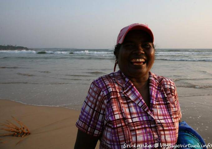 Rire de la vendeuse de plage Beruwela - Ceylan Sri Lanka