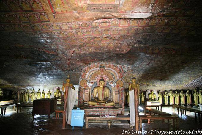 Panorama sur la grotte Maha Alut Viharaya, Dambulla Cave Temple - Ceylan Sri Lanka