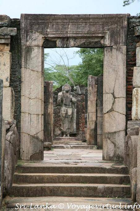 Introduction par encadrement de pierre, Temple Hatadage, Polonnaruwa - Ceylan Sri Lanka